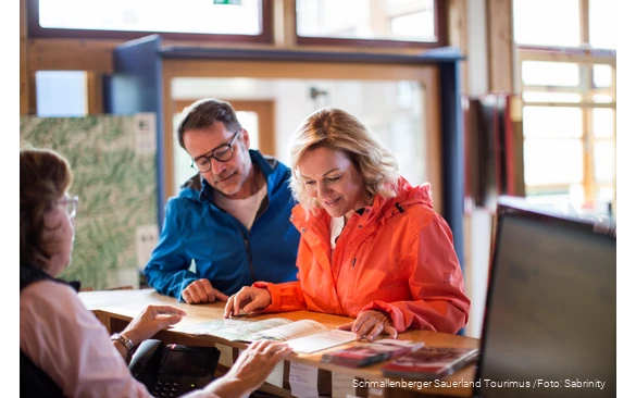 Beratung in der Tourist-Information