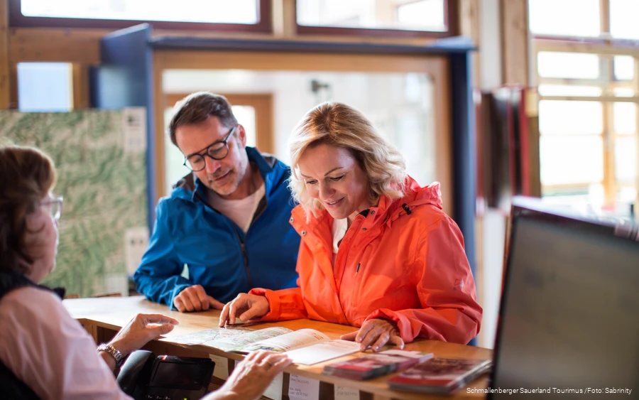 Beratung in der Tourist-Information