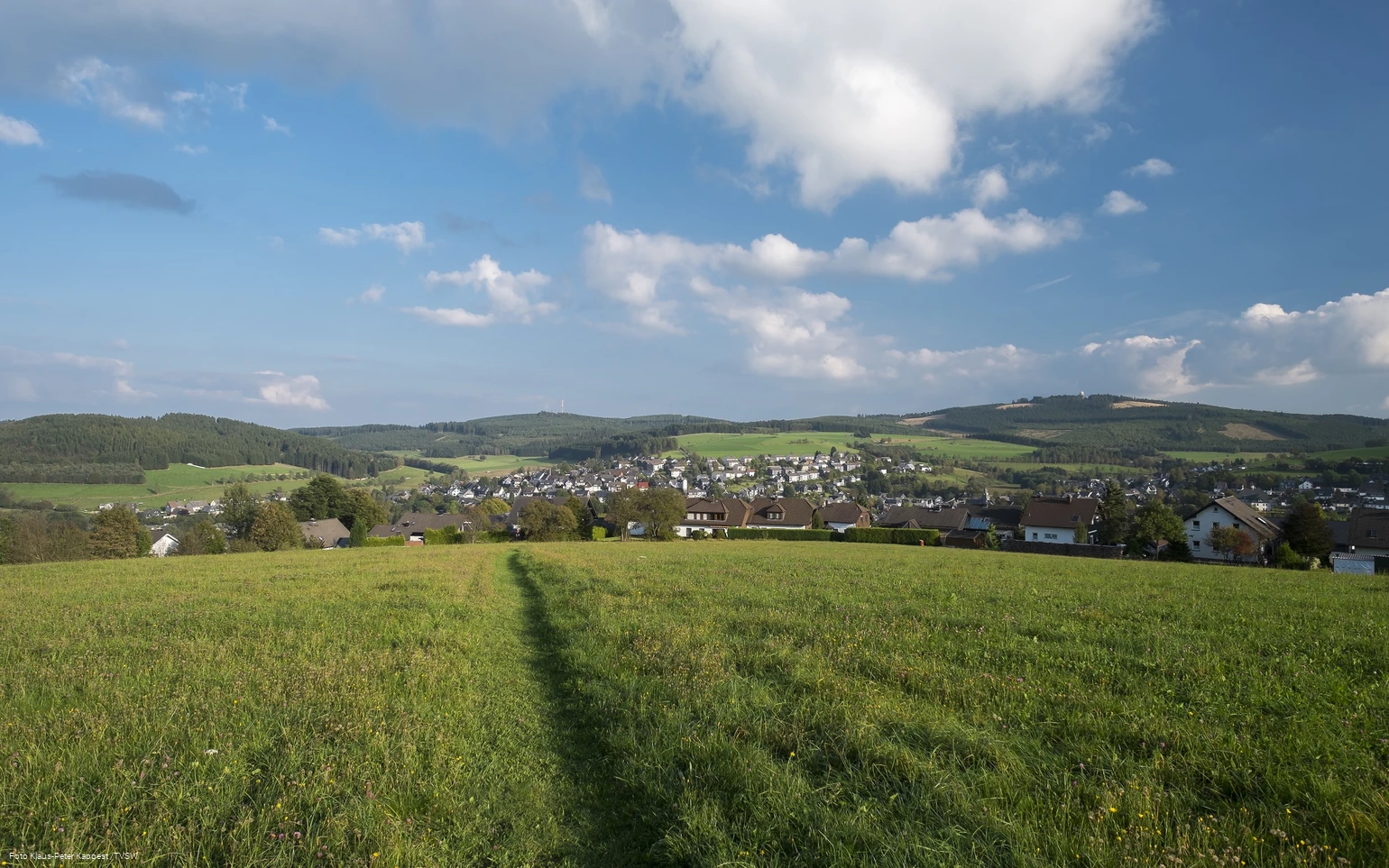 Blick über Erndtebrück Foto Klaus Peter Kappest