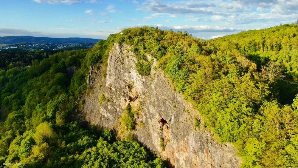 Hohe-Ley-Felsen Heggen